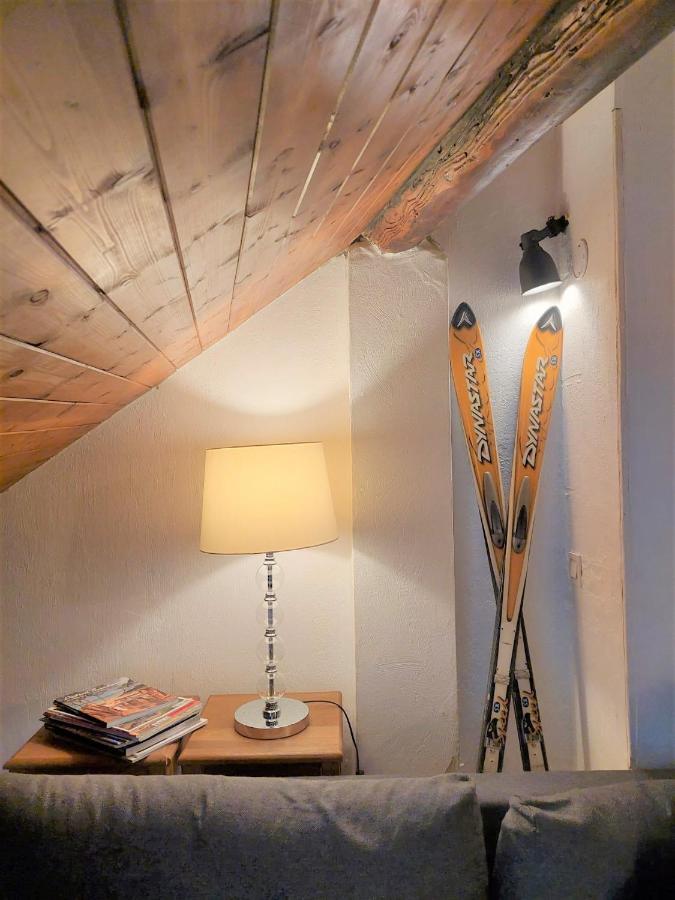 Chalet Charm In The Heart Of The Old Town Annecy Exterior photo